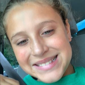 Meet your Posher, Jullya